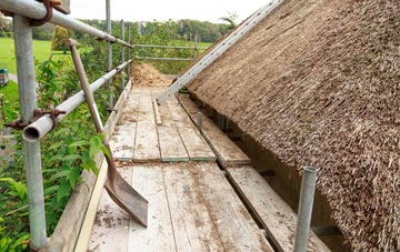 advantages of Coig Peighinnean Bhuirgh thatch roofing